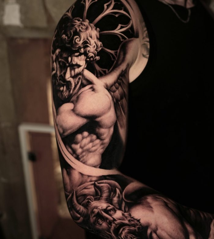 tatouage grecque realiste