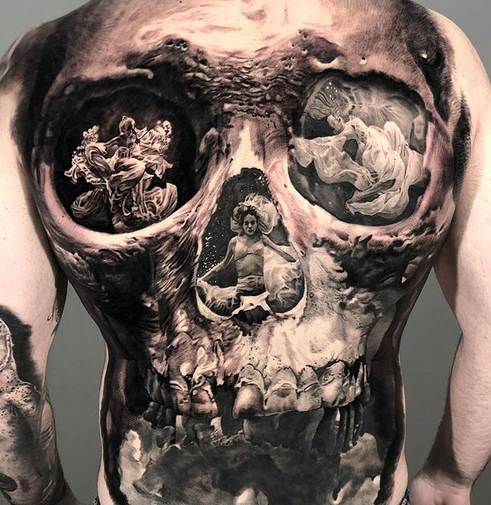 full-back-tattoo-ideas-36-5d160c41ed87b__700