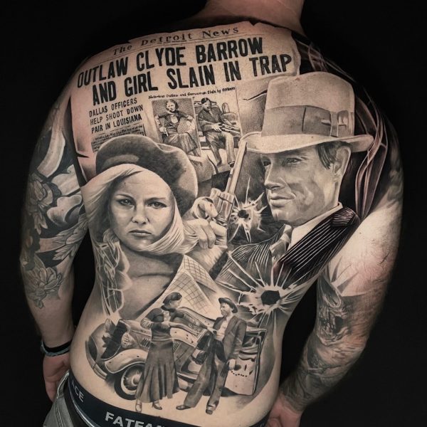 tatouage realist dans dos