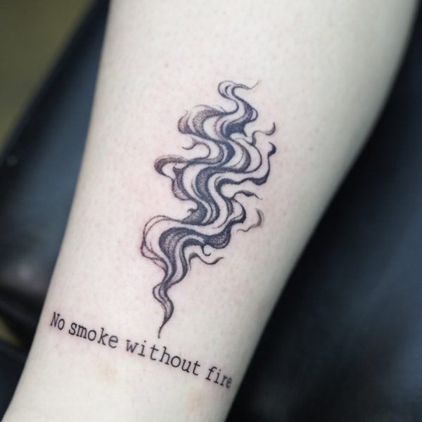 tatouage fumee